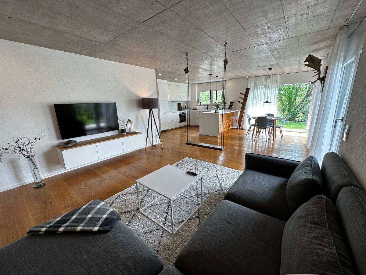 Moderne Ferienwohnung Rhenum mit Wallbox Waldshut-Tiengen Exterior foto