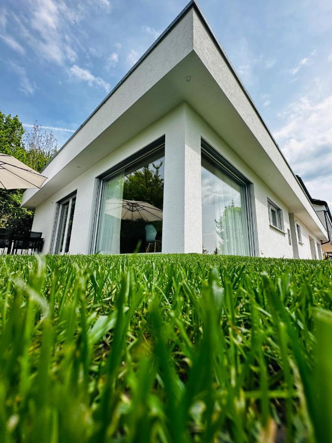 Moderne Ferienwohnung Rhenum mit Wallbox Waldshut-Tiengen Exterior foto