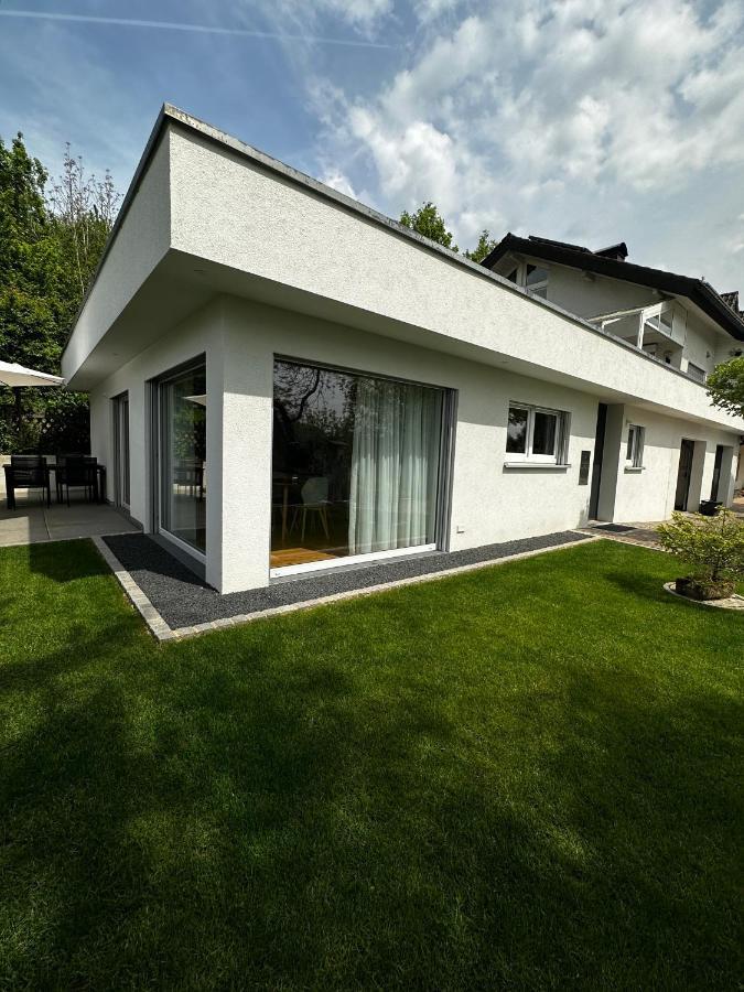 Moderne Ferienwohnung Rhenum mit Wallbox Waldshut-Tiengen Exterior foto